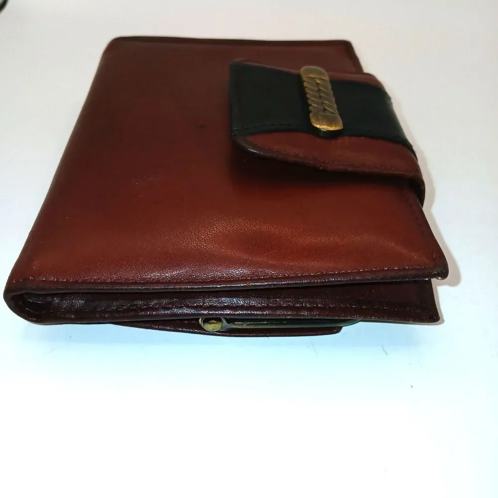 Buxton wallet credit